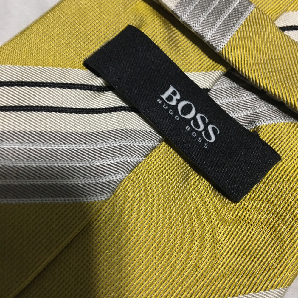🛍HP🛍Hugo Boss 100% silk Tie
